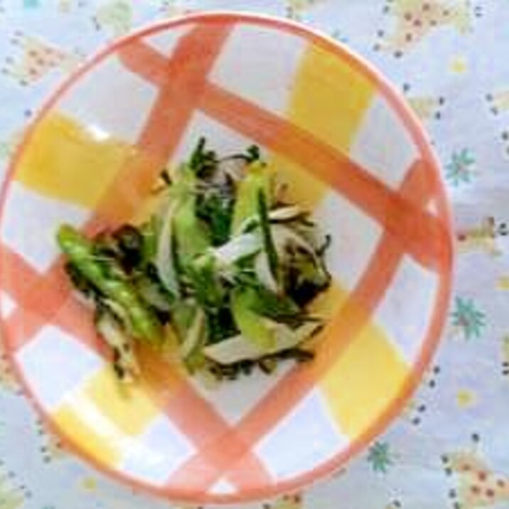ハーブ野菜を使用した野菜炒め レシピ 作り方 By シーズン4 楽天レシピ ハーブ野菜を使用した野菜炒め レシピ 作り方 By シーズン4 楽天レシピ